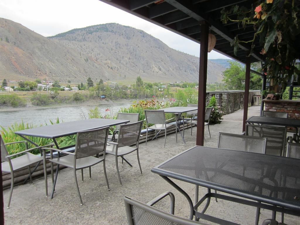 The Inn At Spences Bridge ภายนอก รูปภาพ