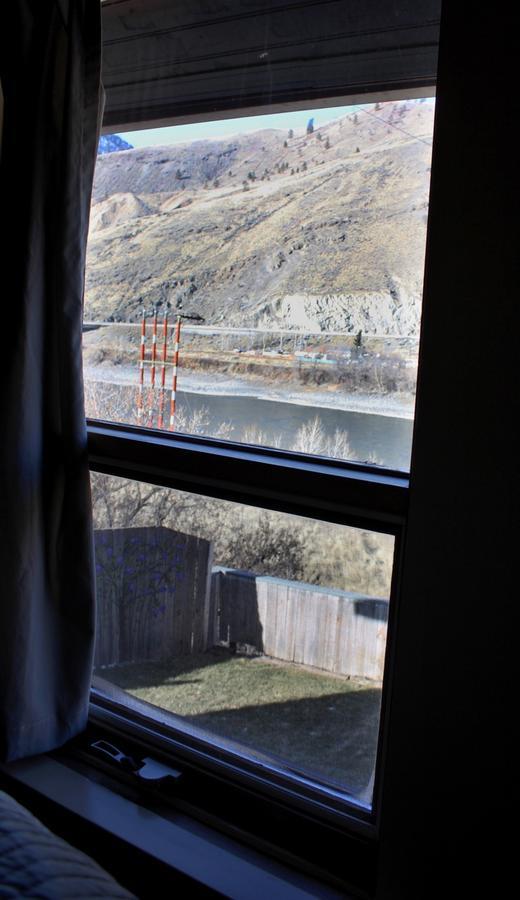 The Inn At Spences Bridge ภายนอก รูปภาพ